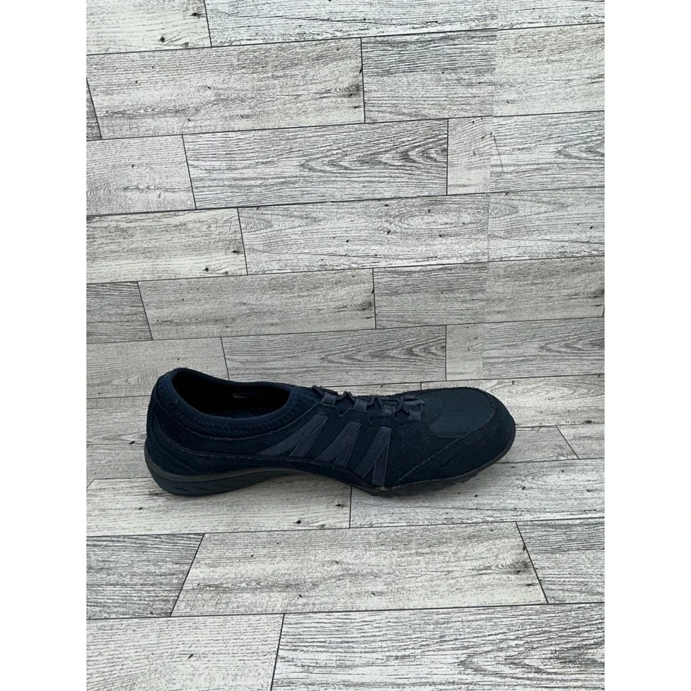 Skechers Relaxed Fit‎ Navy Blue Slip On Sneakers 23020 Womens Size 9 Memory Foam